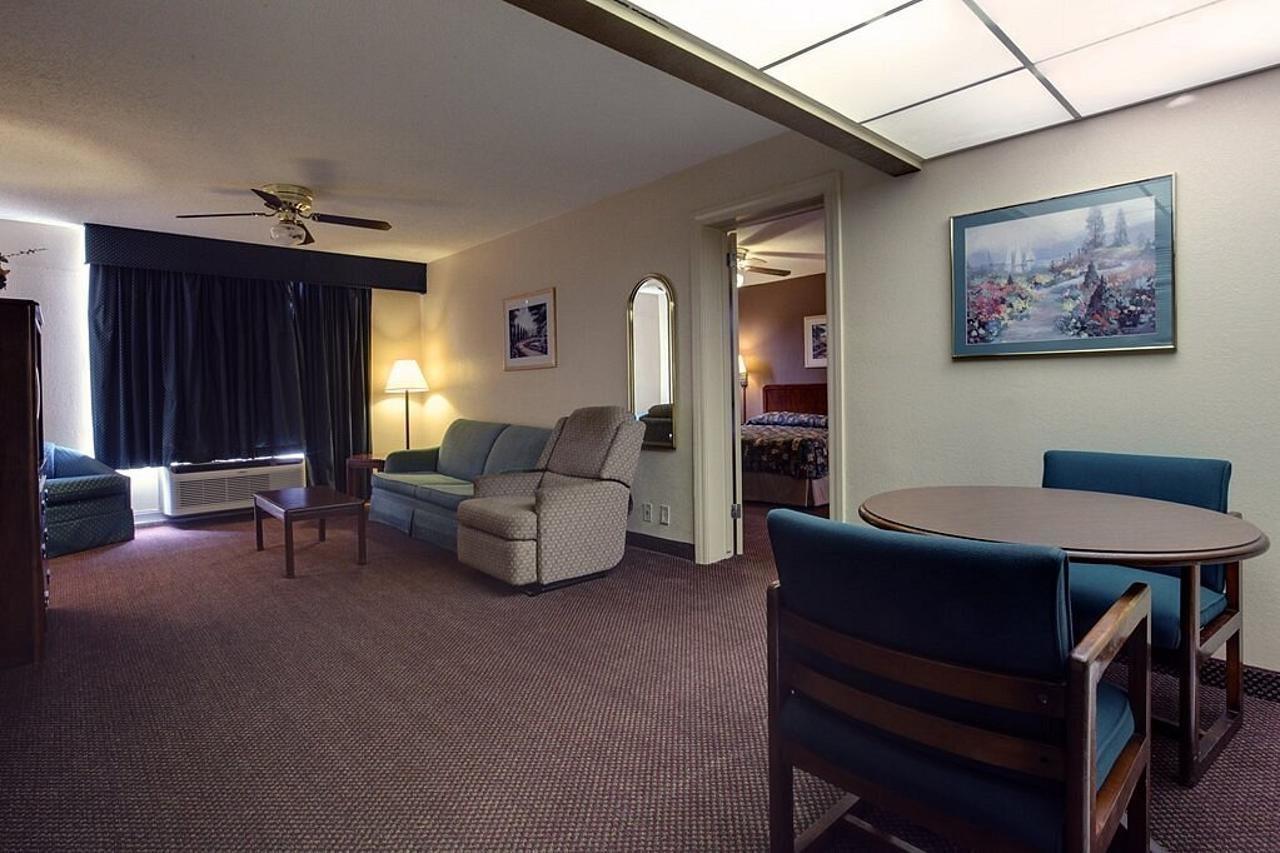 Americas Best Value Inn Marshall Bel Air Exterior foto